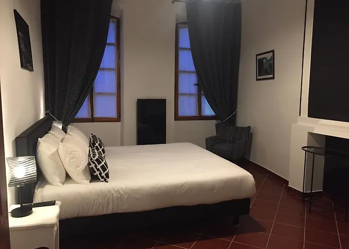 Ancienne Cure Bed & Breakfast