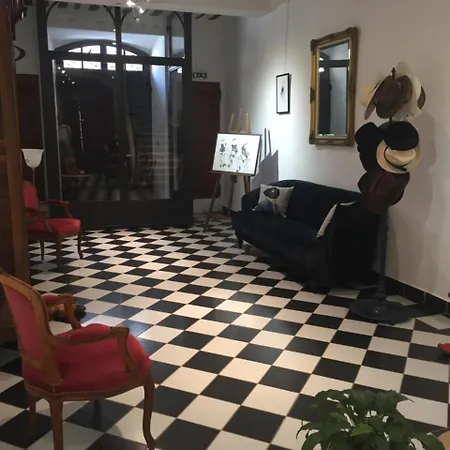 Ancienne Cure Bed & Breakfast